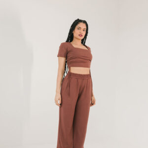 Blusa decote quadrado canela2